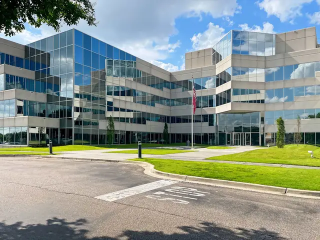 Business center Triad Centre I Virtual office — Triad Centre I