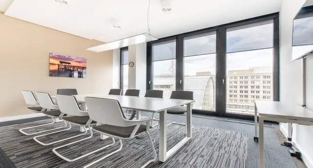 WeWork Regus Spittelmarkt, Wallstraße 9-13 — virtual office and business address building — photo 1