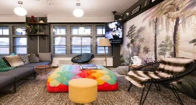 WeWork Neue Schönhauser Straße, Neue Schönhauserstraße 3-5 — virtual office and business address building — photo 1