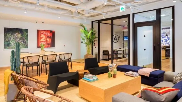 WeWork Jimbocho, 東京都千代田区神田神保町2-11-15 2F — virtual office and business address building — photo 1