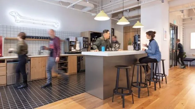 WeWork Nogizaka, 東京都港区南青山1-24-3 1F — virtual office and business address building — photo 3