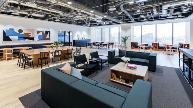 WeWork Tokyo Portcity Takeshiba, 東京都港区海岸1-7-1 東京ポートシティ竹芝 10F — virtual office and business address building — photo 1