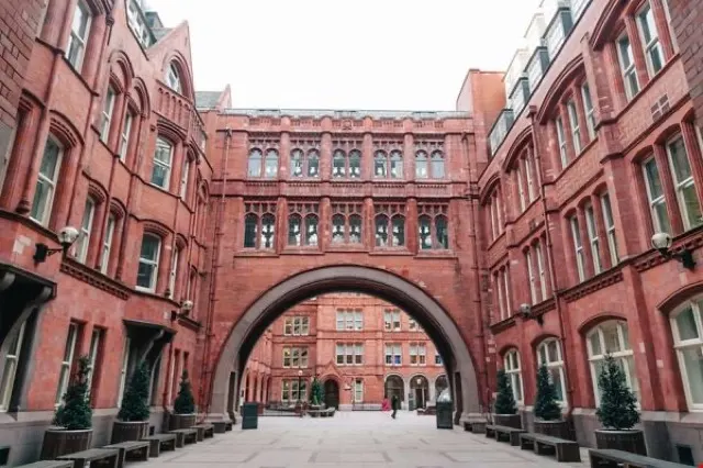 WeWork 3 Waterhouse Square, 3 Waterhouse Sq London, EC1N 2SW — virtual office and business address building — photo 1